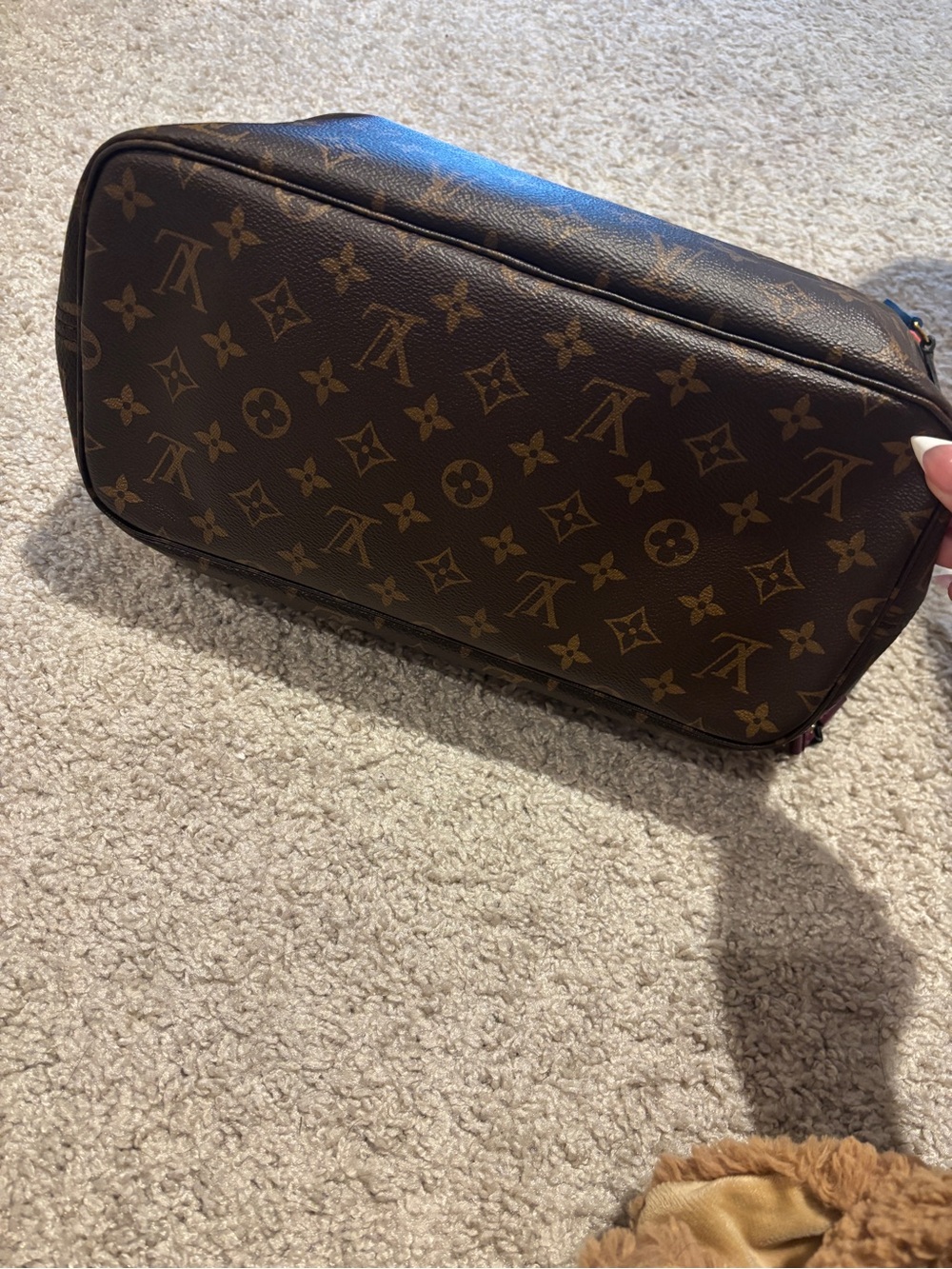 Limited Edition Louis Vuitton Brown Monogram Tote with Red Trim - Picture 5 of 9